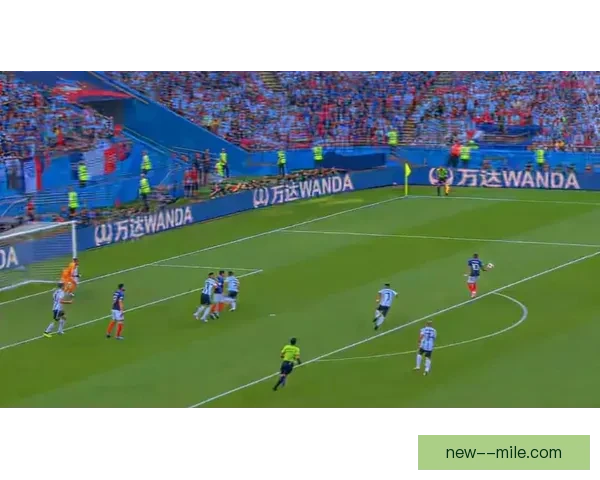 德阿拉斯卡埃塔巴甲客场远射破门上演世界波精彩瞬间